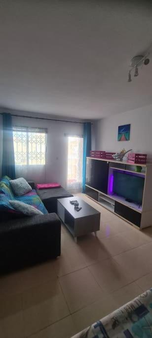 Bungalow Avec Piscine Torrevieja Extérieur photo