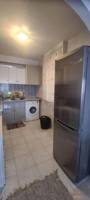 Bungalow Avec Piscine Torrevieja Extérieur photo